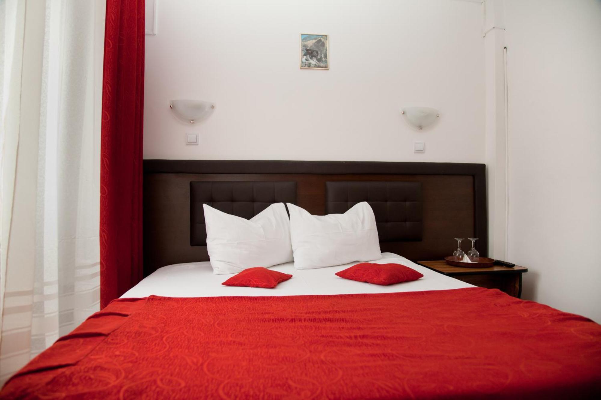Hotel Metropol Piteşti Pokoj fotografie