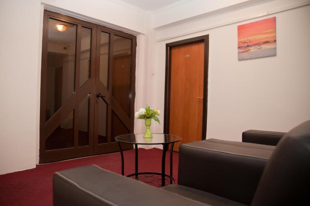 Hotel Metropol Piteşti Exteriér fotografie